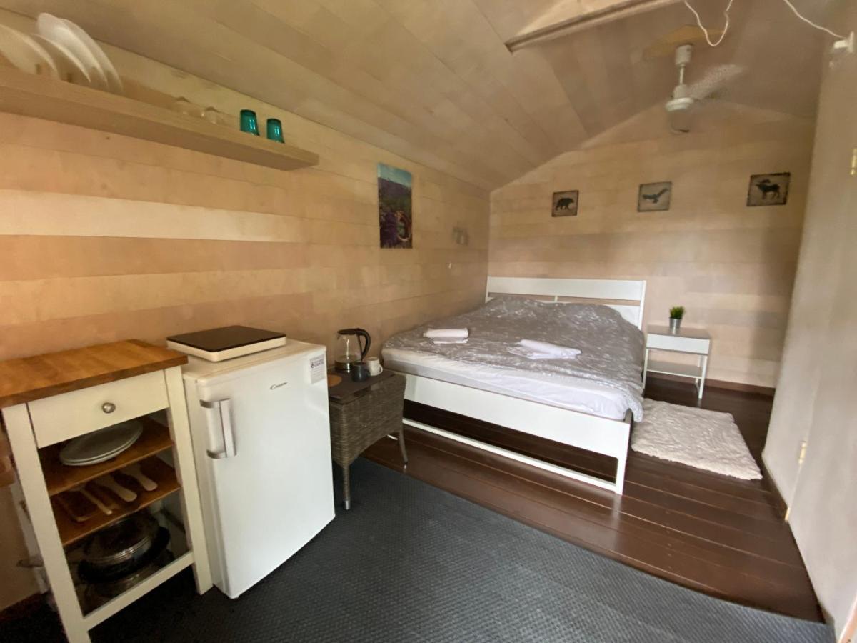 Akmenos Villas & Bungalow Brazuole Экстерьер фото